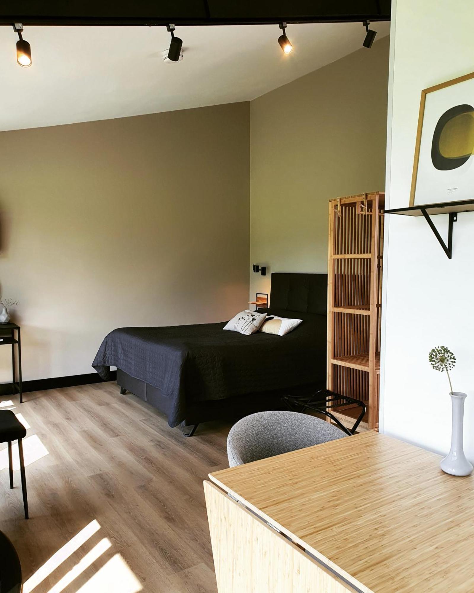Hippe Schuur Bed and Breakfast Tytsjerk Buitenkant foto